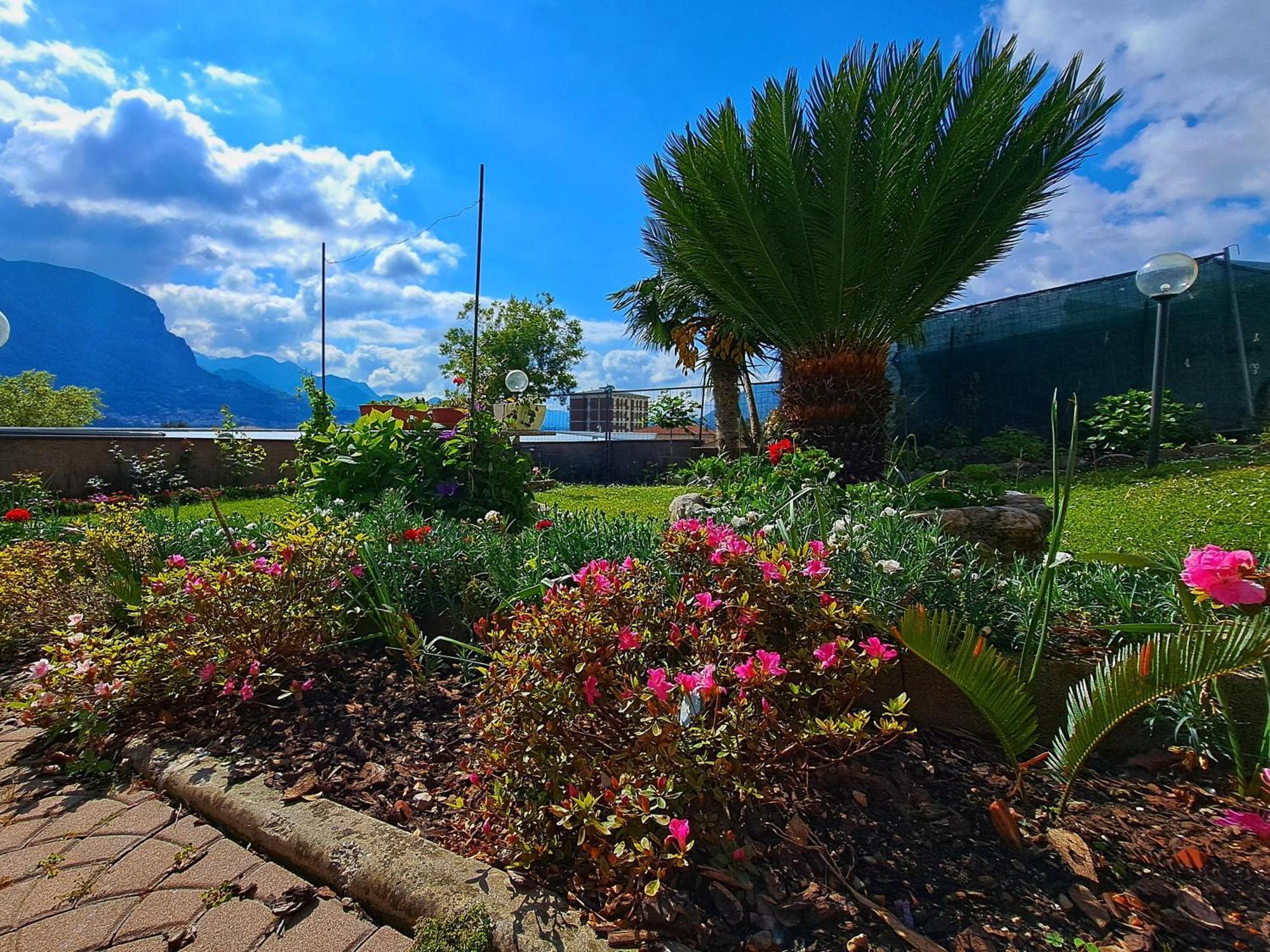 Le Rose Sul Lago Pescate Exterior foto
